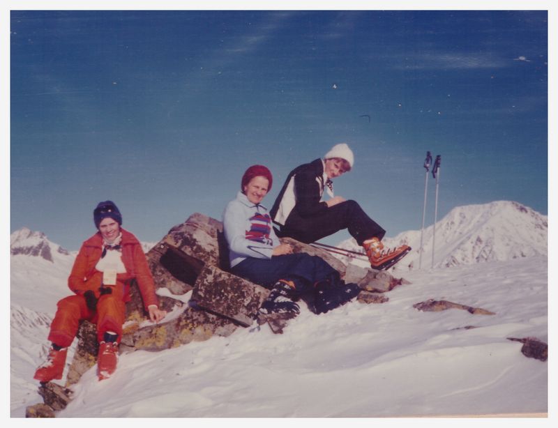 1976_Skifahren.jpg
